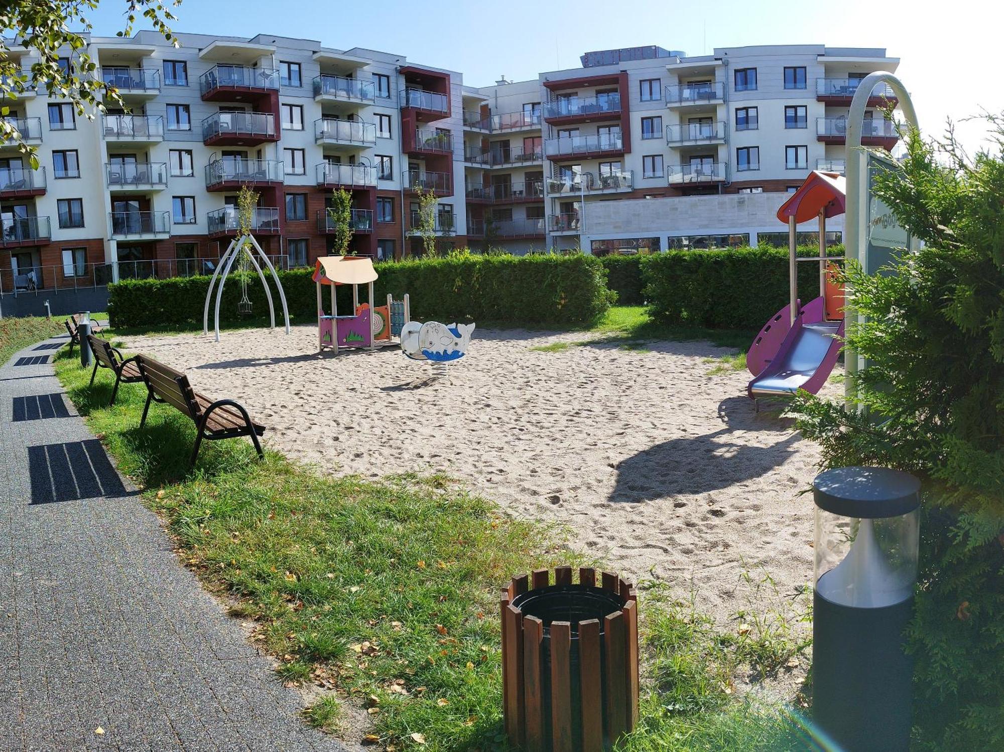 Apartament Mari Polanki Park โควอบเซก ภายนอก รูปภาพ